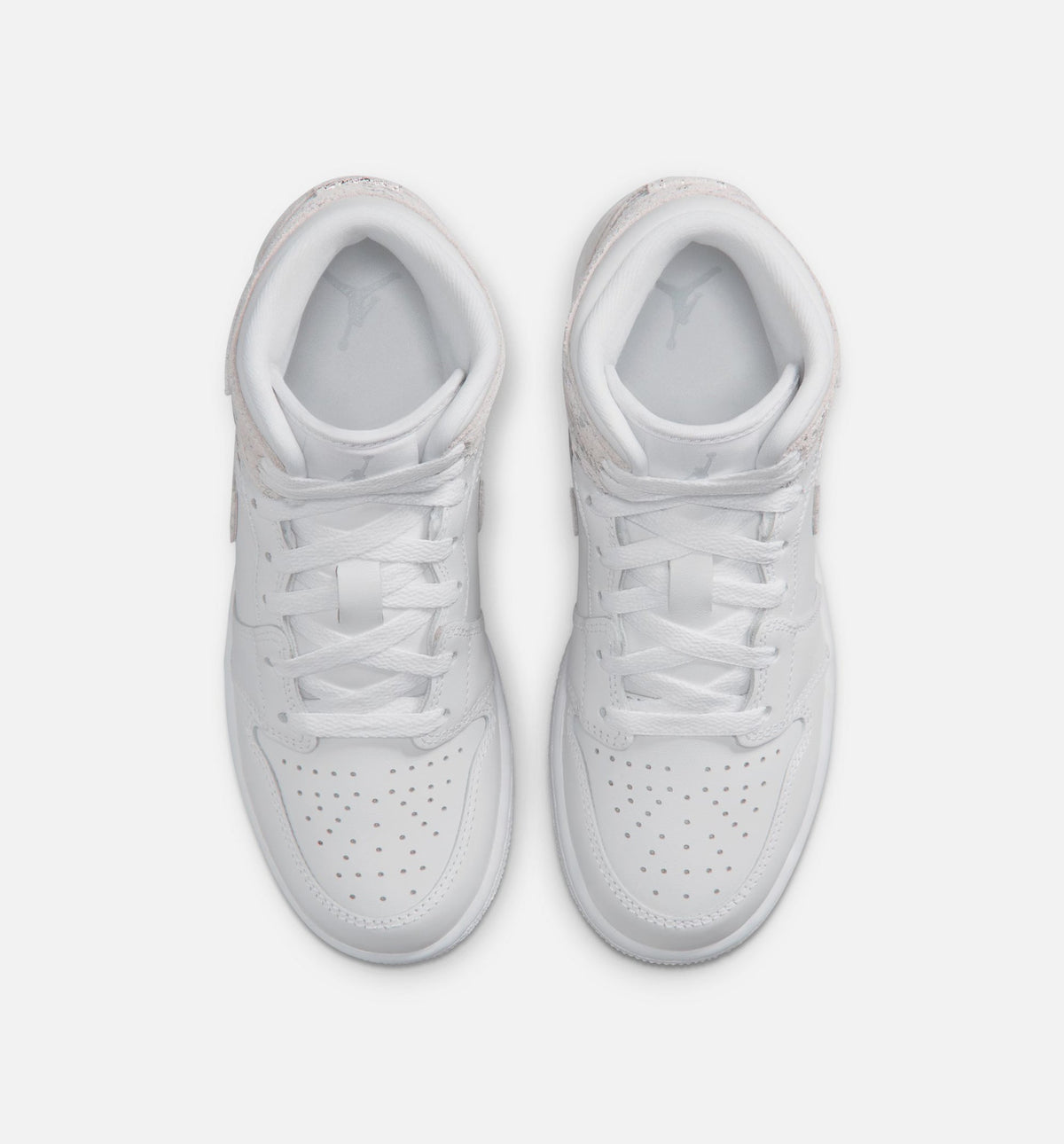 Air Jordan 1 Mid SE Grade School Shoe - White/Field Silver