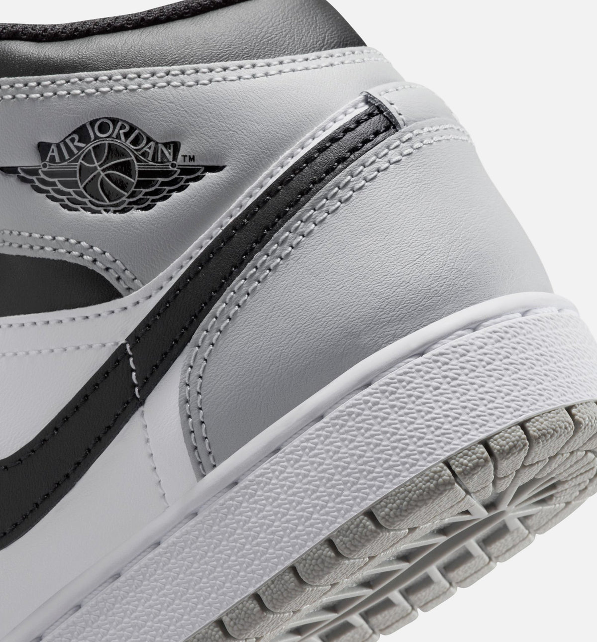 Air Jordan 1 Mid Grade School Shoe - White/Light Smoke Grey/Black