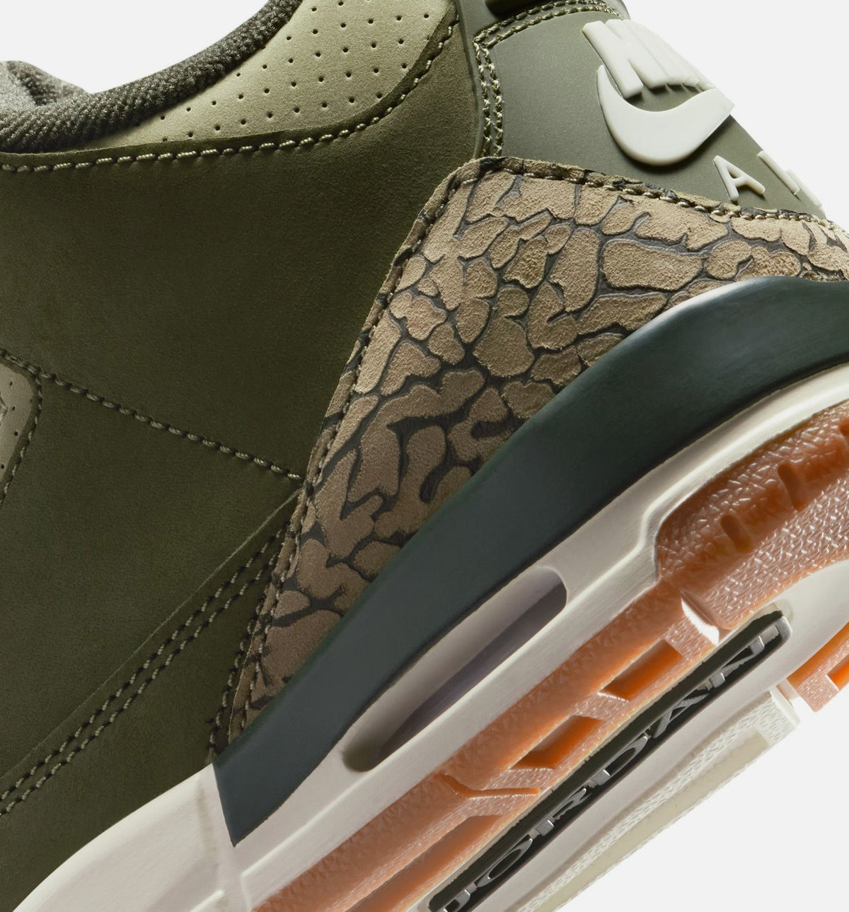 Air Jordan 3 Retro Medium Olive Grade School Shoe - Medium Olive/Sequoia/Neutral Olive/Sail