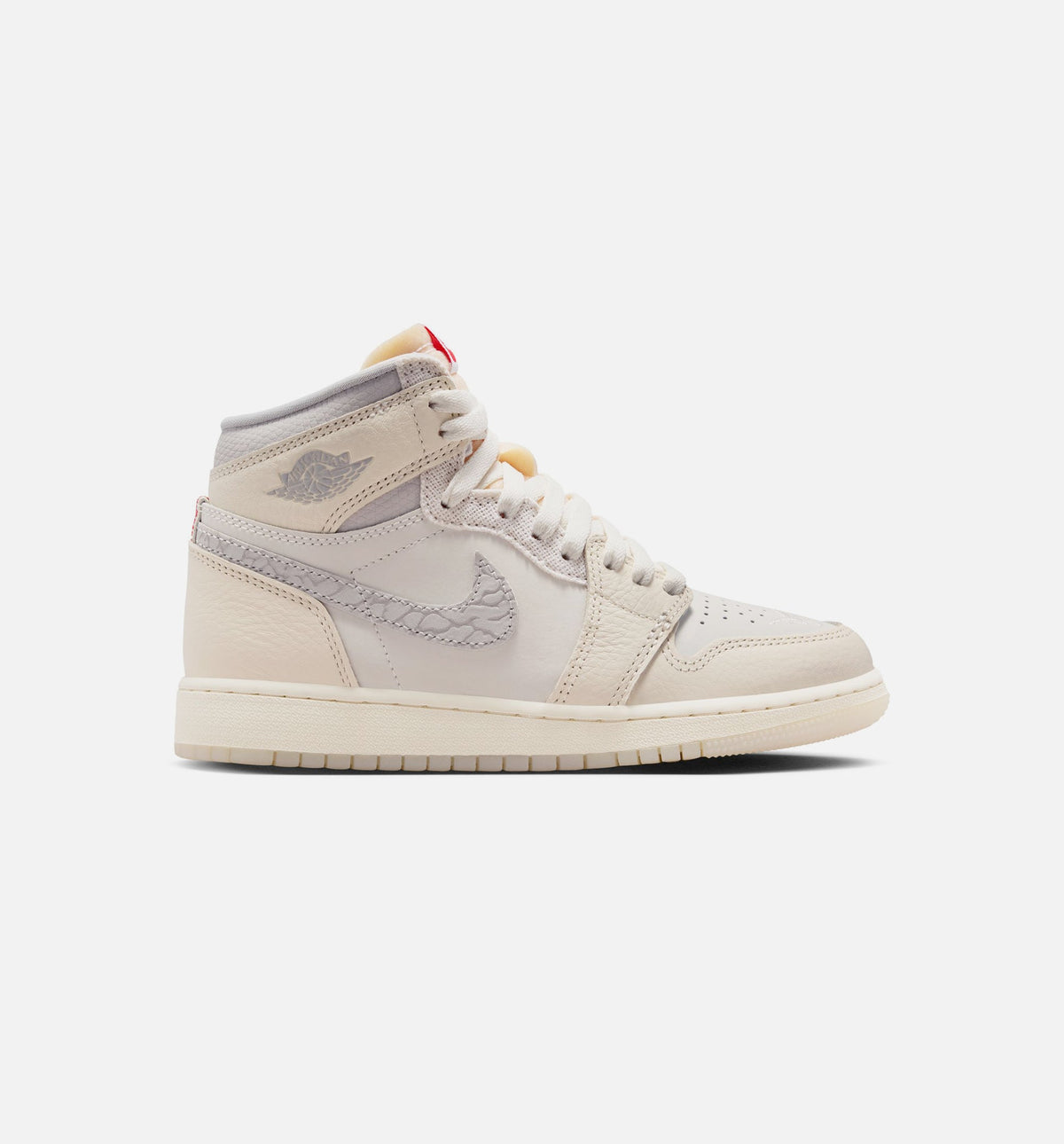 Air Jordan 1 Retro High OG Grade School Shoe - Sail/University Red/Pale Ivory/Coconut Milk/Phantom