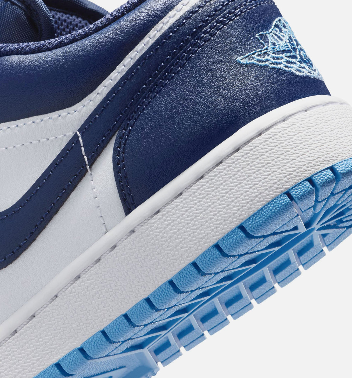 Air Jordan 1 Low Grade School Shoe - Midnight Navy/University Blue/White