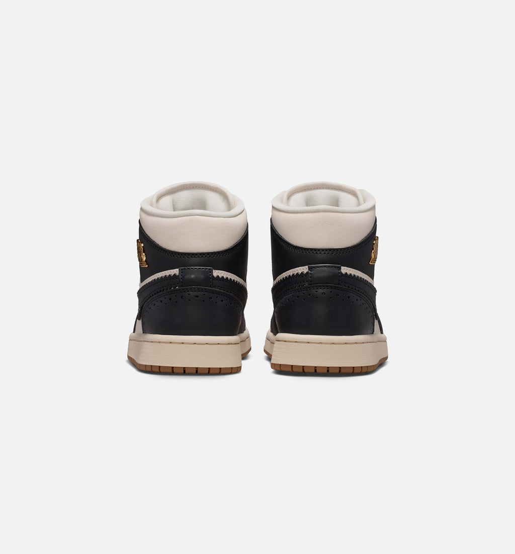 Air Jordan 1 Mid SE Women's Shoe - Off-Noir/Chalk/Pearl White