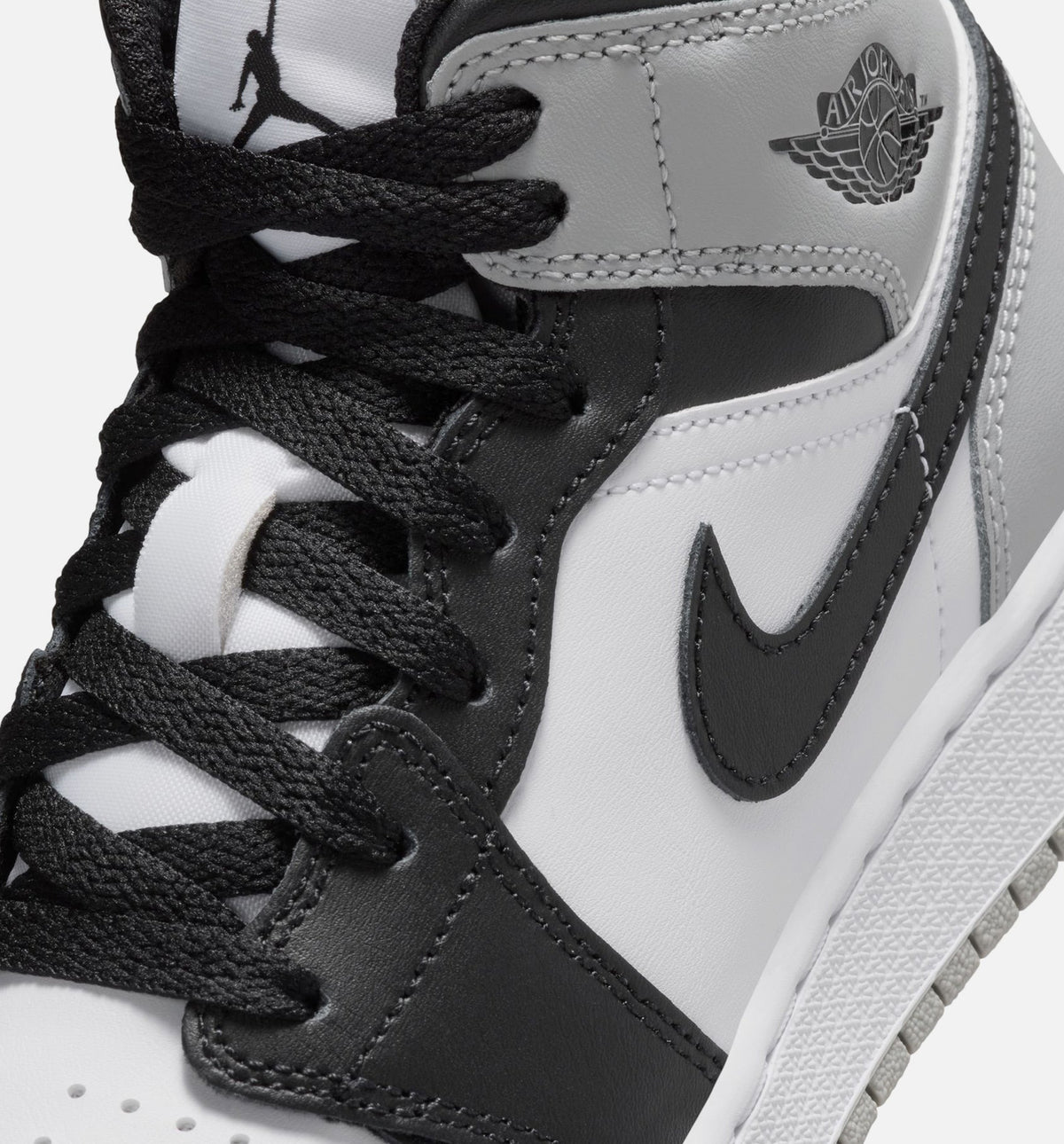 Air Jordan 1 Mid Grade School Shoe - White/Light Smoke Grey/Black