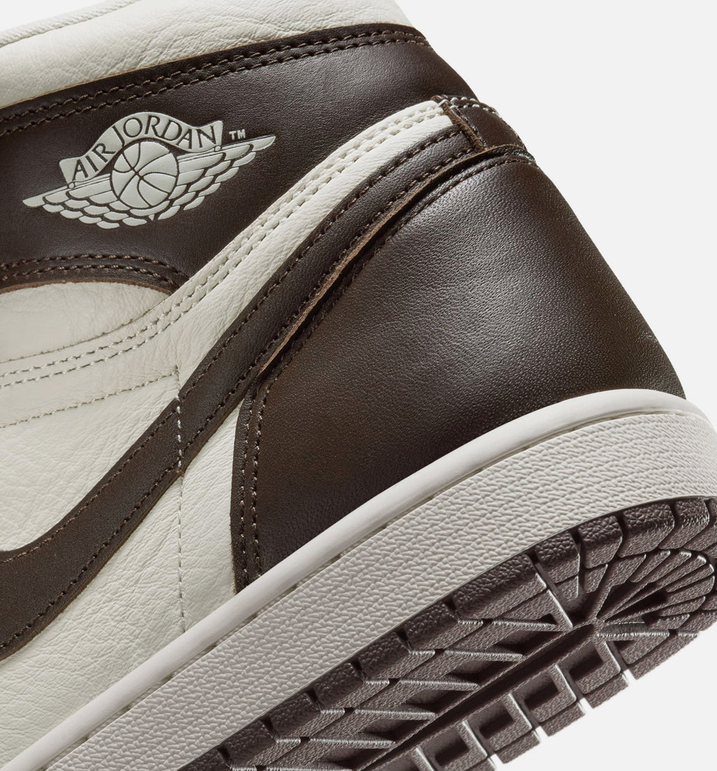 Air Jordan 1 Retro High OG Women's Shoe - Baroque Brown/Light Madder Root/Sail