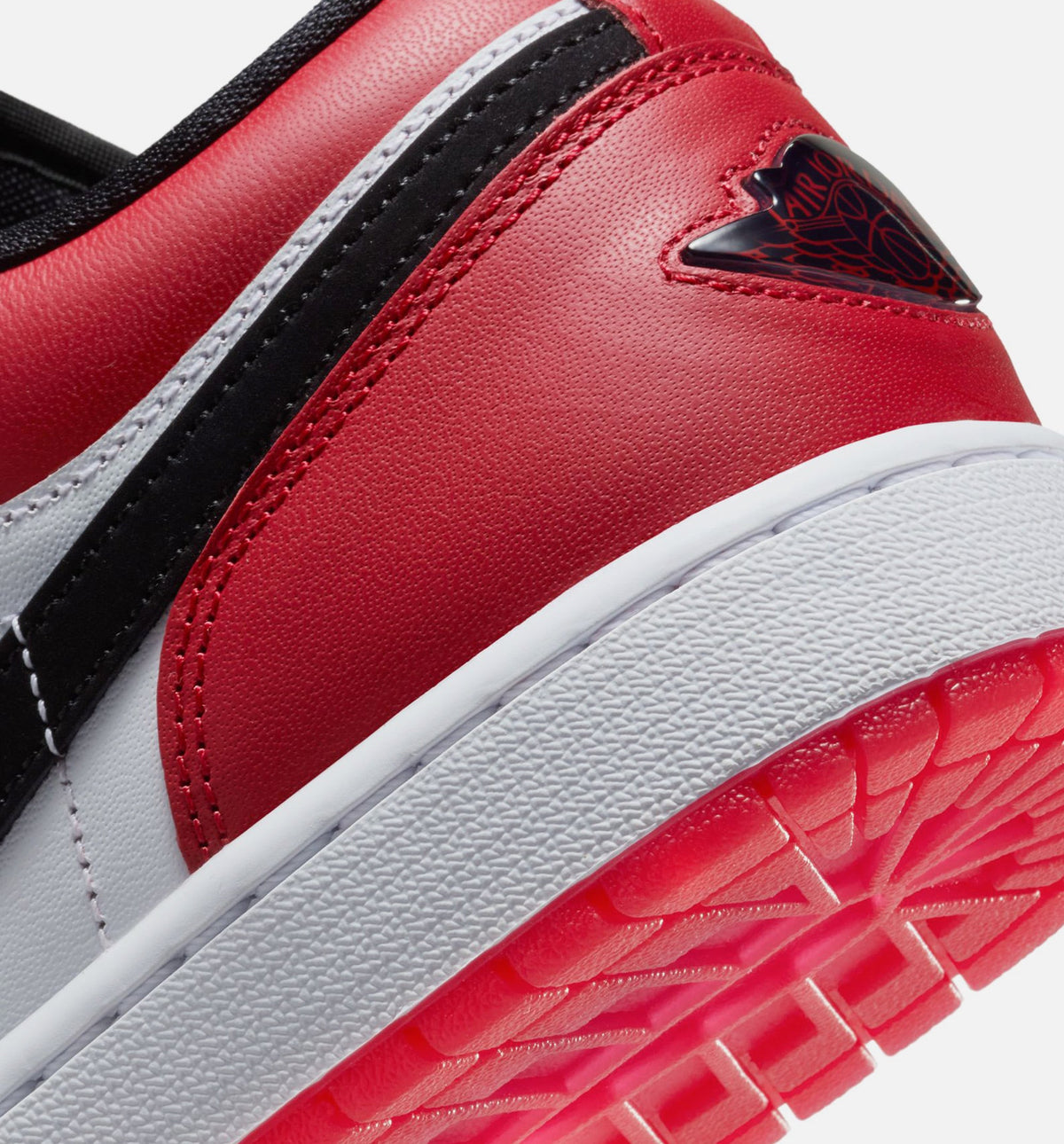 Air Jordan 1 Low SE Men's Shoe - White/Varsity Red/Black