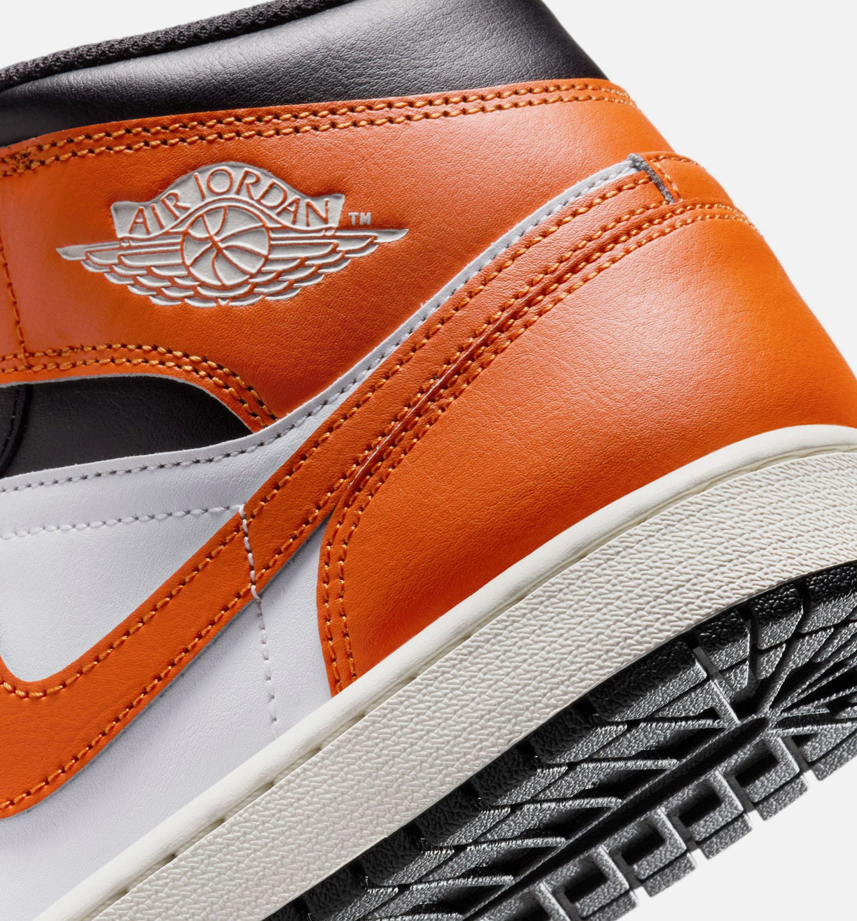 Air Jordan 1 Mid Men's Shoe - Starfish/White/Sail/Black
